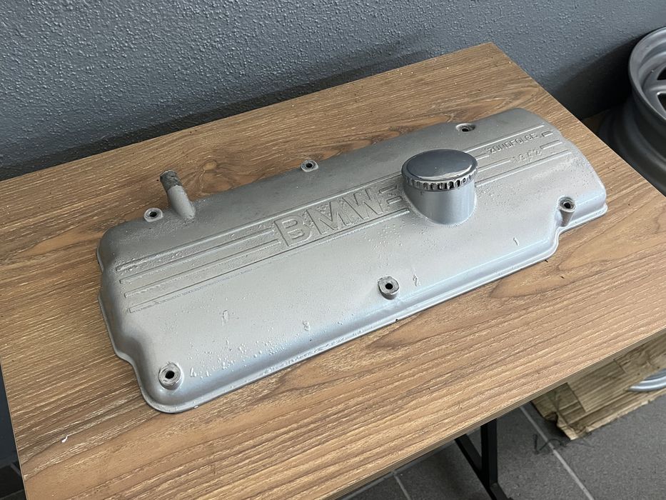 Tampa de Válvulas p/ motor BMW 2002