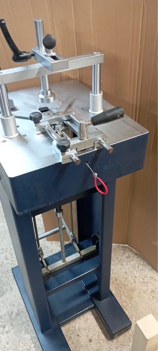 Maquina de agrafar + Máquina de corte