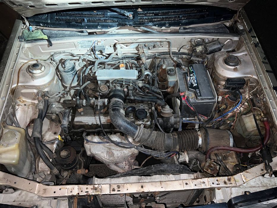 Mazda 323 1.6 Инжектор