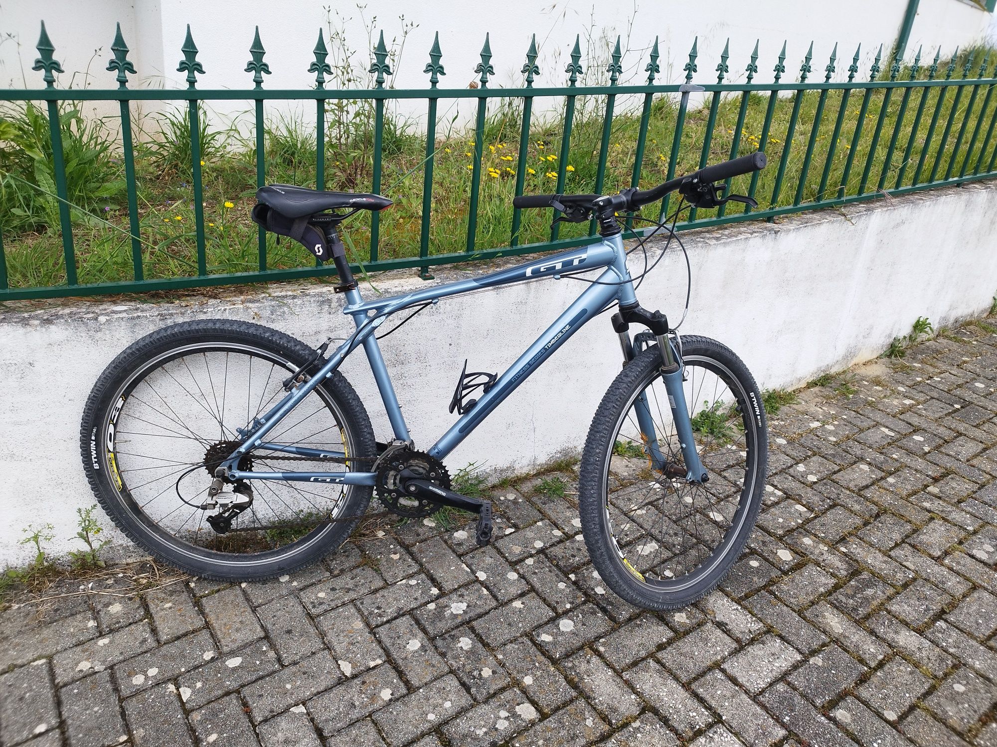 Bicicleta GT roda 26