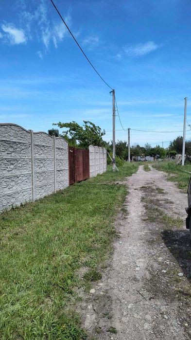 Продам участок під забудову або інвестицій МЖК  0,9 сот ,10000у.е.