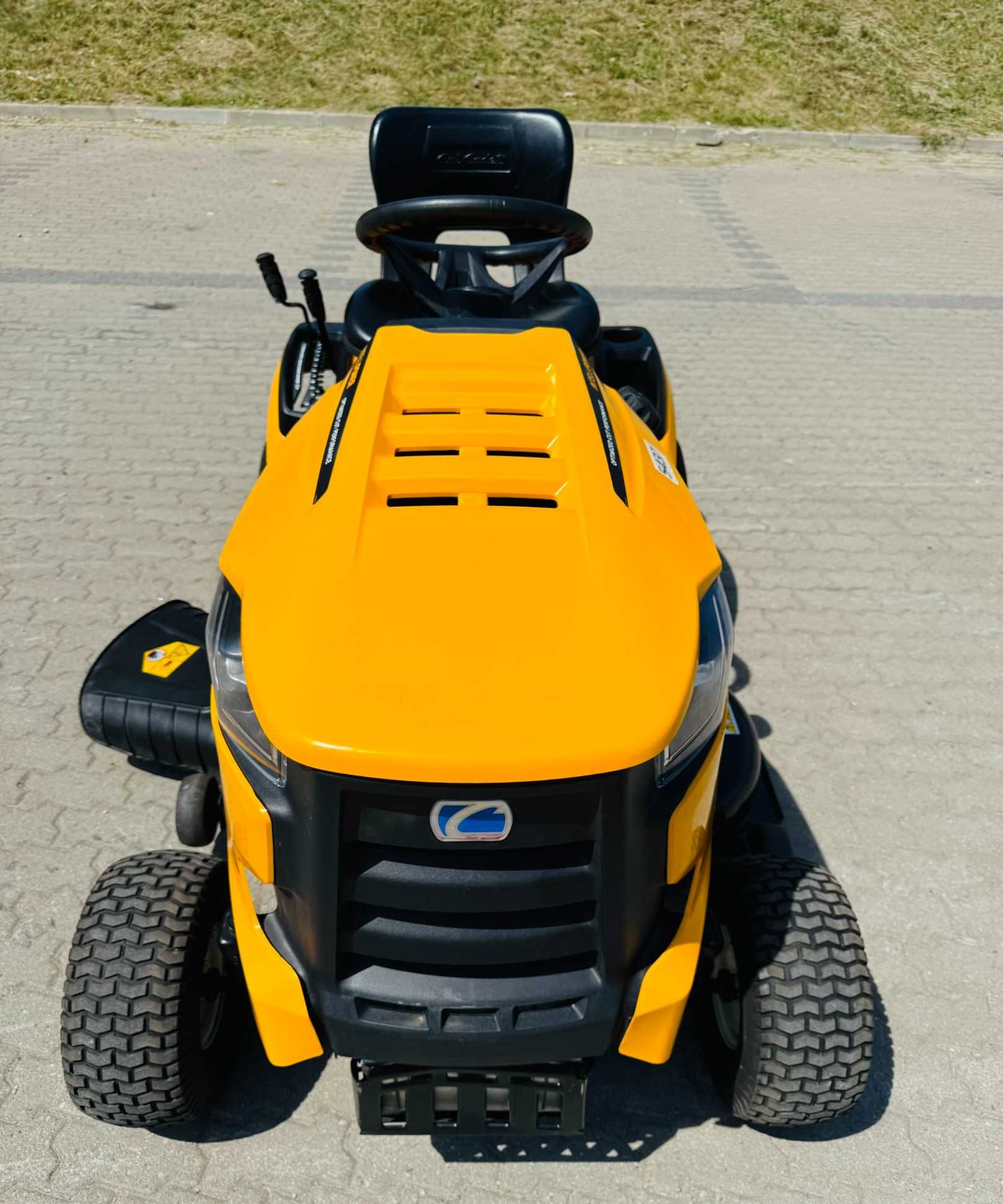 Traktorek kosiarka Cub Cadet XT1 2020r z USA IntelliPower 125 moto g.