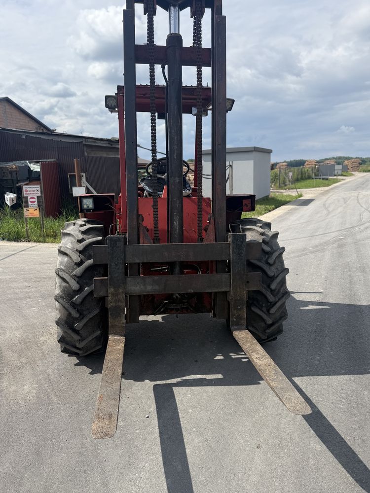 Wózek widłowy terenowy Manitou MB25 C widlak paleciak