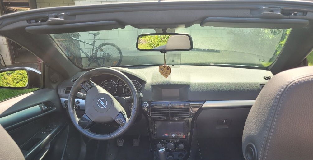 Opel Astra twintop 1.9