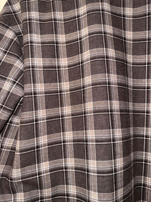 Жіноча сорочка в клітинку