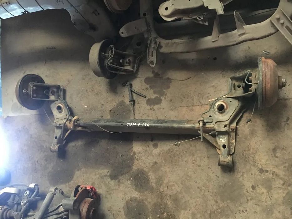 Eixo traseiro opel corsa b 1.7 d