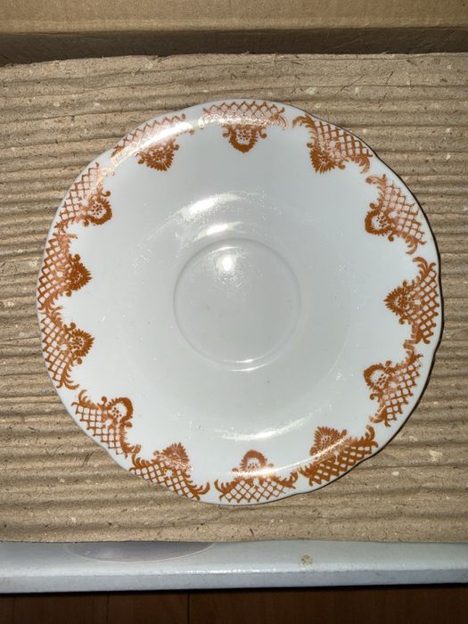 Zestaw kawowy 6 talerzyków z filiżankami