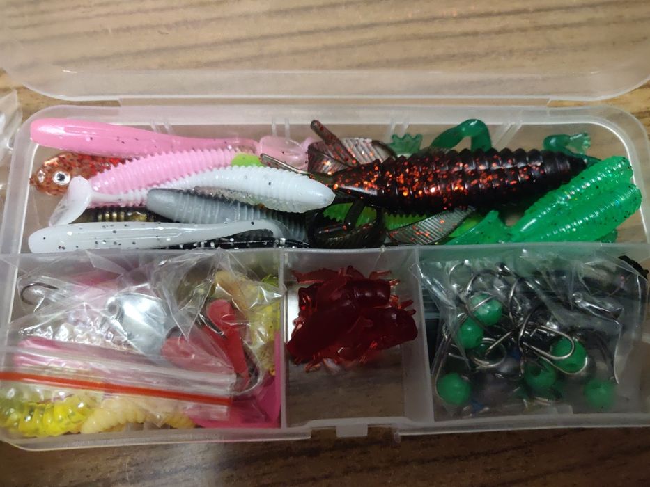 Набір приманок для риболовлі
