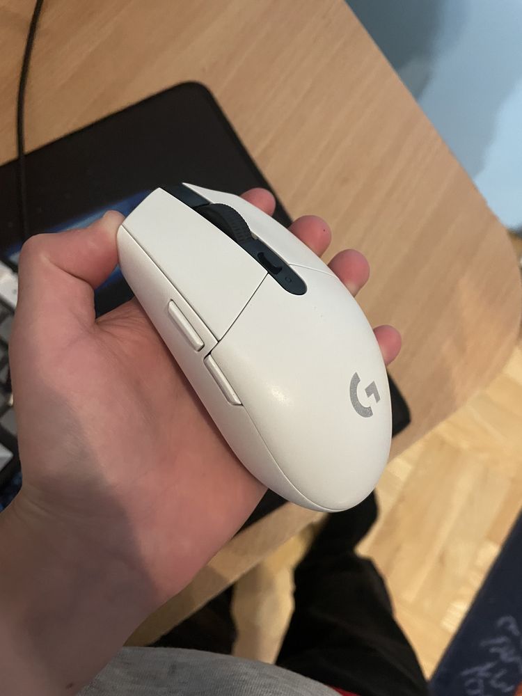 Продам мишку Logitech g305