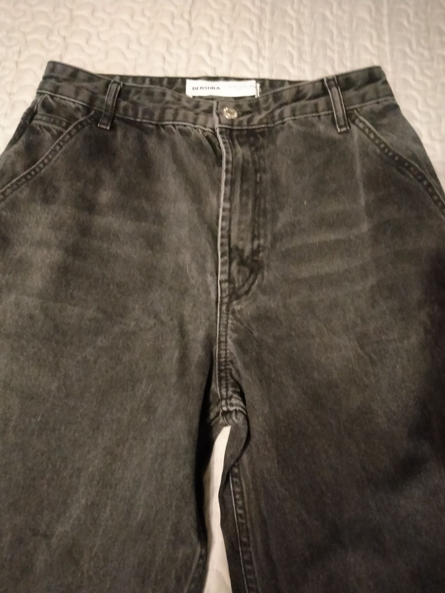 Bershka spodnie jeans baggy
