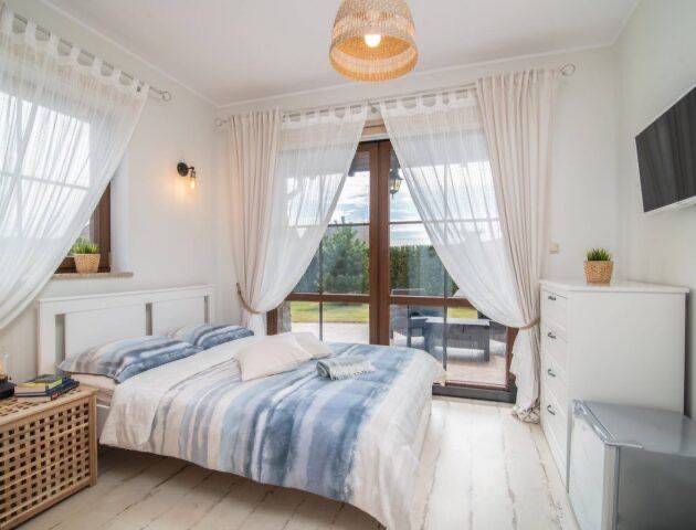 Pokoje noclegi nad morzem KARWIA WOLNE TERMINY TANIO bania jacuzzi !!!