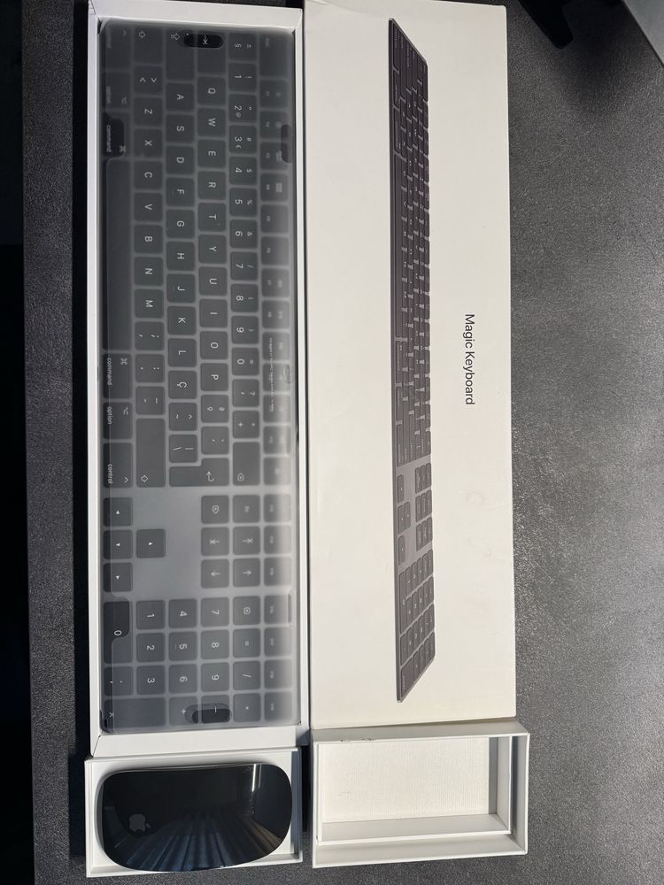 Magic Keyboard + Magic Mouse 2