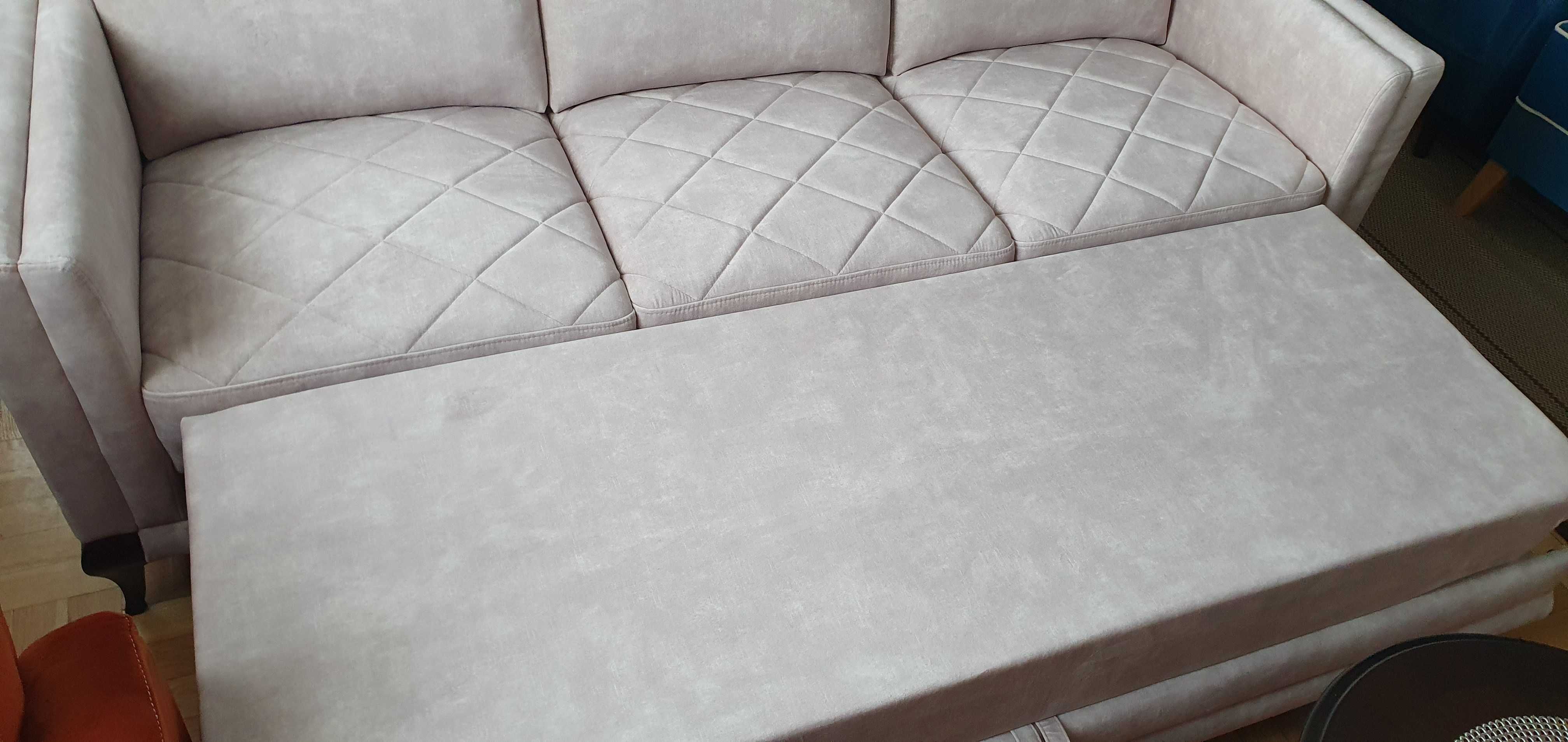 Elegancka sofa LAVIANO z funkcją spania Bydgoskie Meble