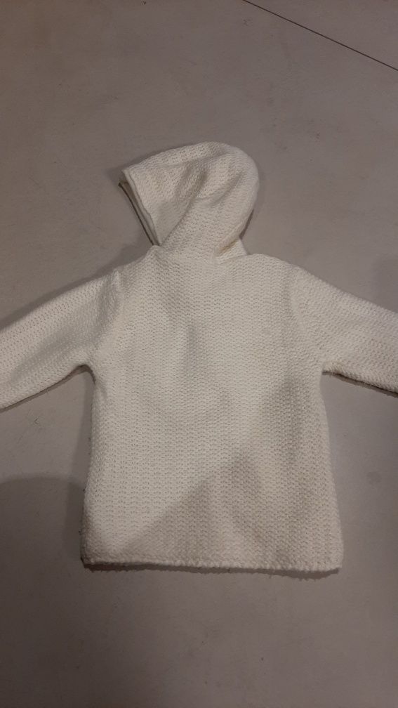 Sweter z kapturem 86/92