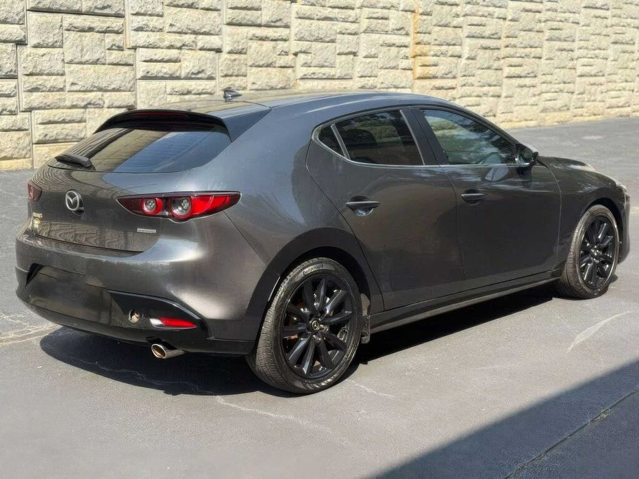 Mazda 3 Premium      2019