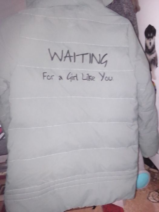 Зимова куртка                .