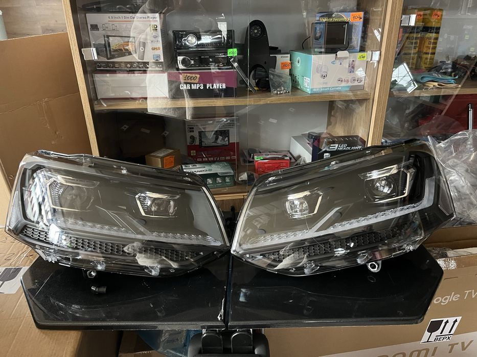 Передні led фари та є led стопи на vw T5, T6, T6.1