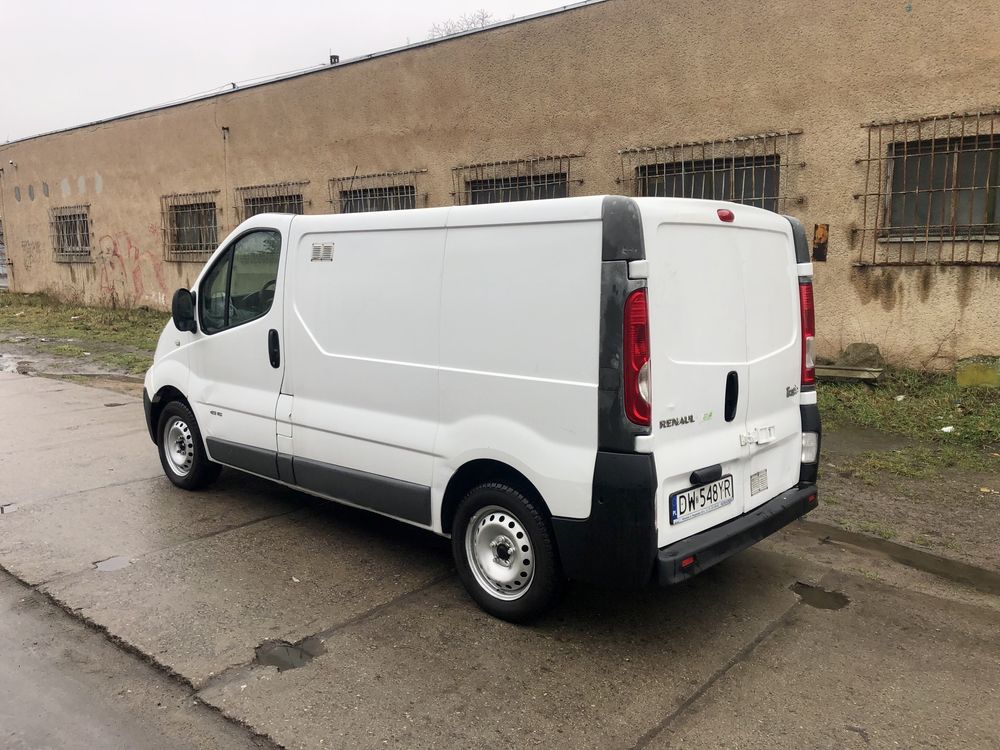 Renault Trafic 2.0DCI klimatyzacja zadbany zamiana