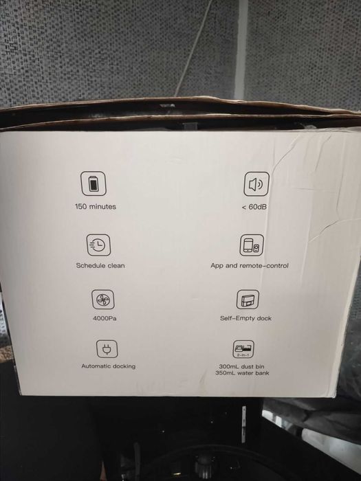 Робот-пилосос миючий Redkey R10