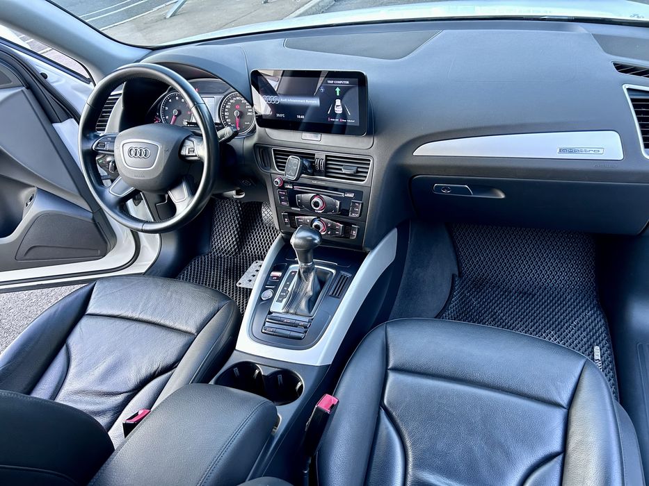 Audi Q5 в отличном состояние