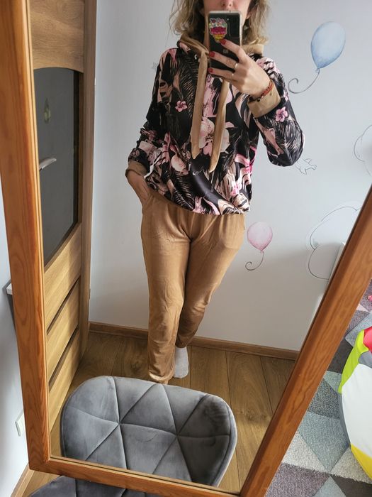 Komplet welurowy dres brazowy / beżowy bluza z kapturem L