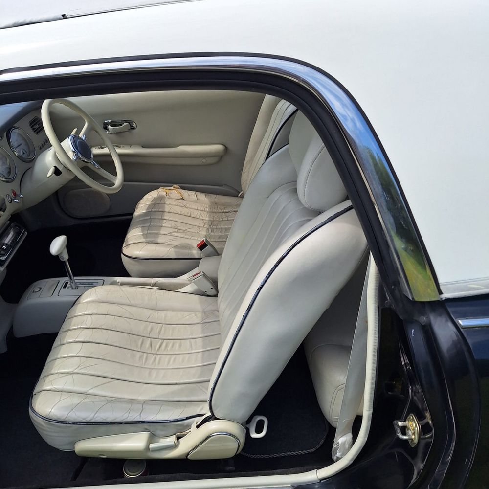 Nissan Figaro , cabrio