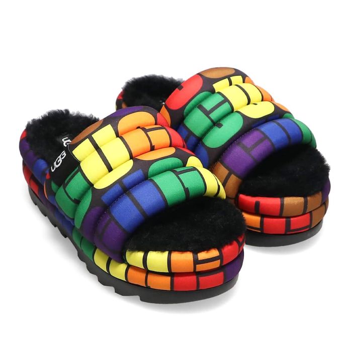 Оригінальні жіночі шльопанці Ugg.  Розмір - 40.