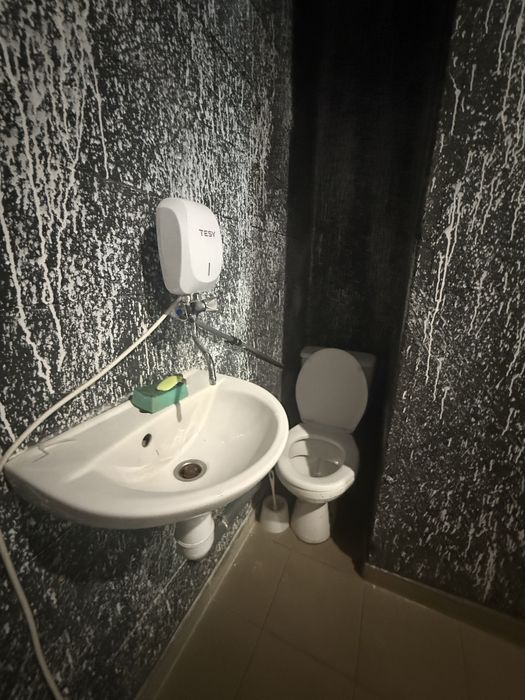 Комерційне приміщення 15,5 м², фасад, Київ, Голосіївський