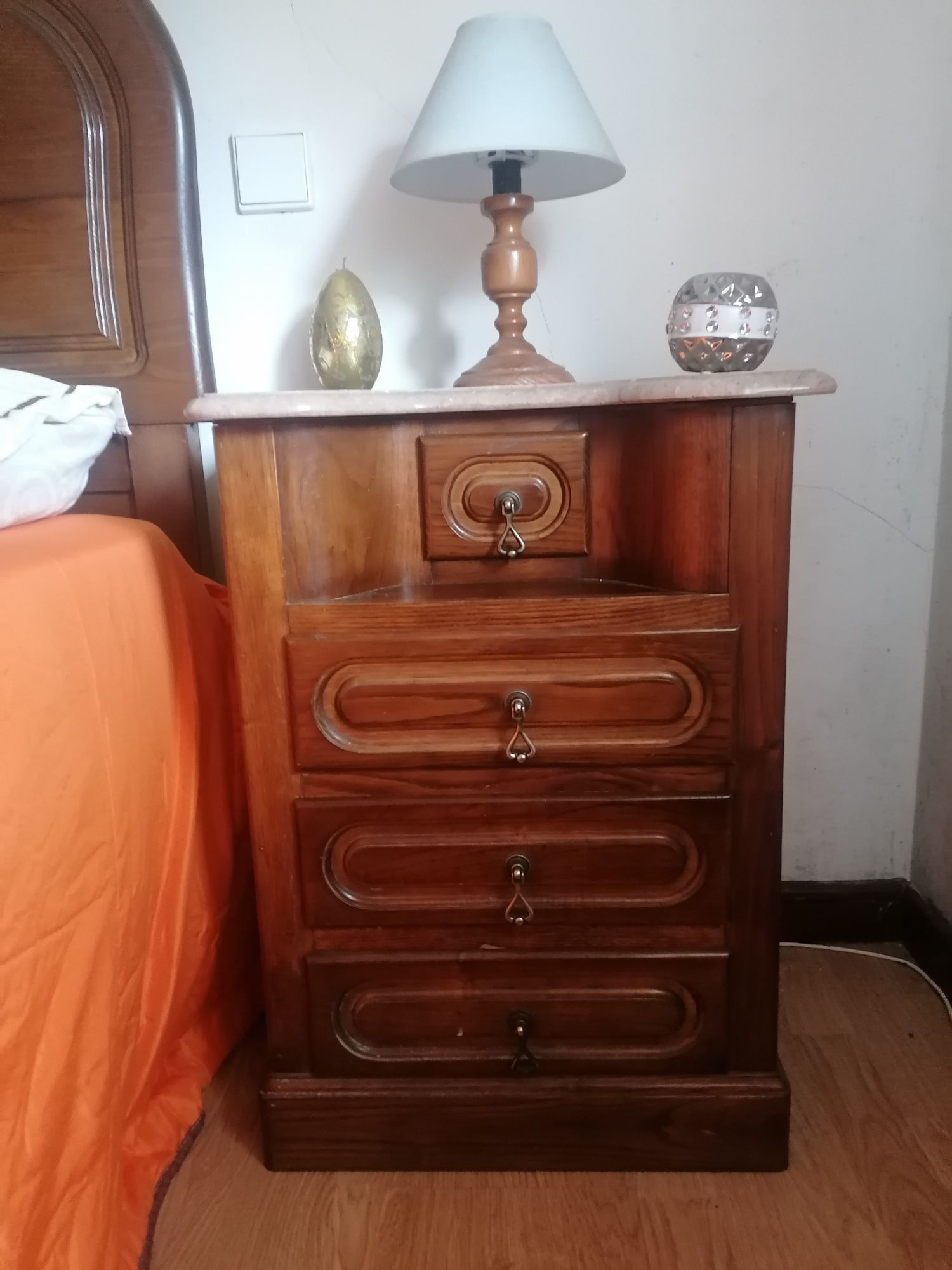 Vendo quarto completo