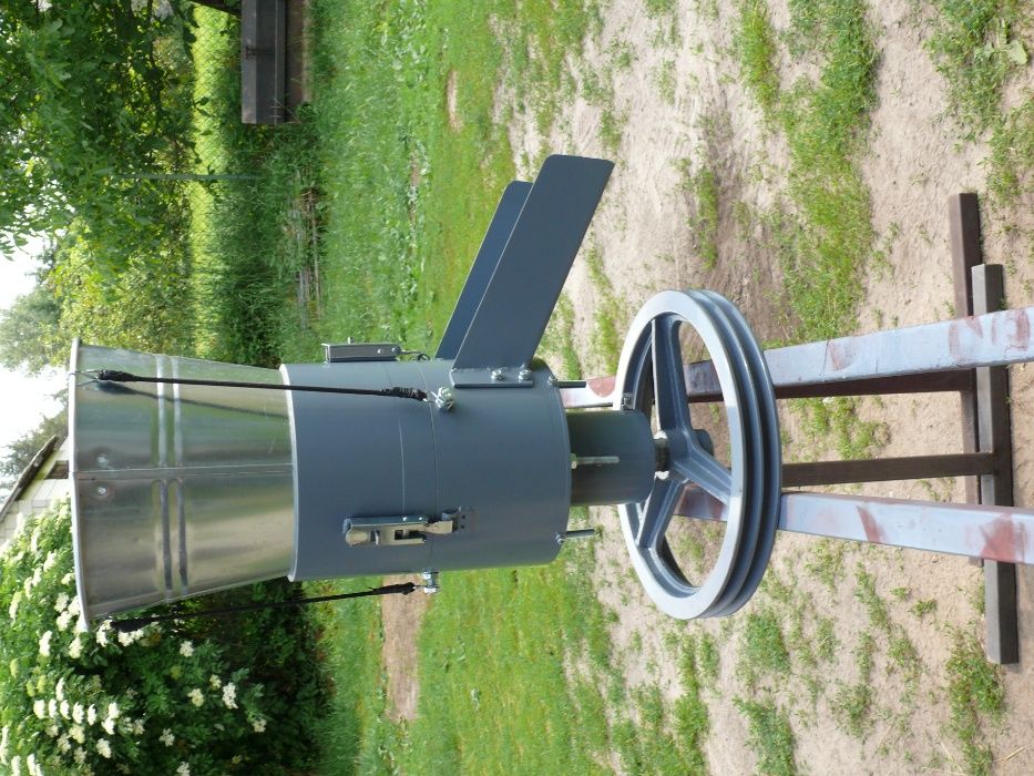 peleciarka z matrycą fi  216mm