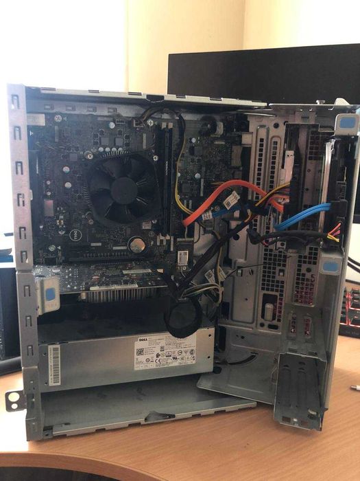 Dell vostro 3668, Intel Core i5-6500, HDD 500gb+SSD 128,Geforce 1050Ti