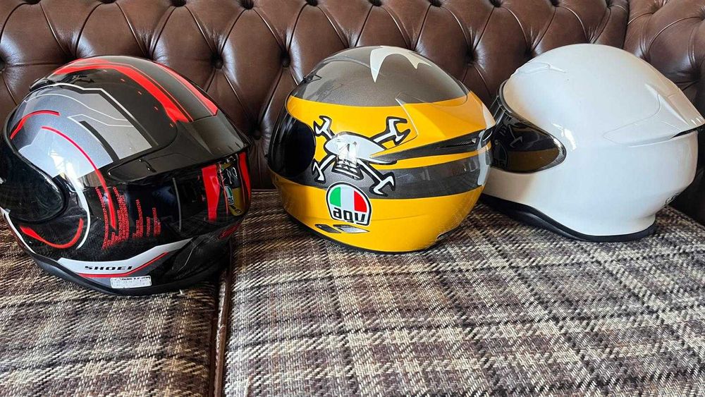 Capacetes Shoei NXR e AGV K3