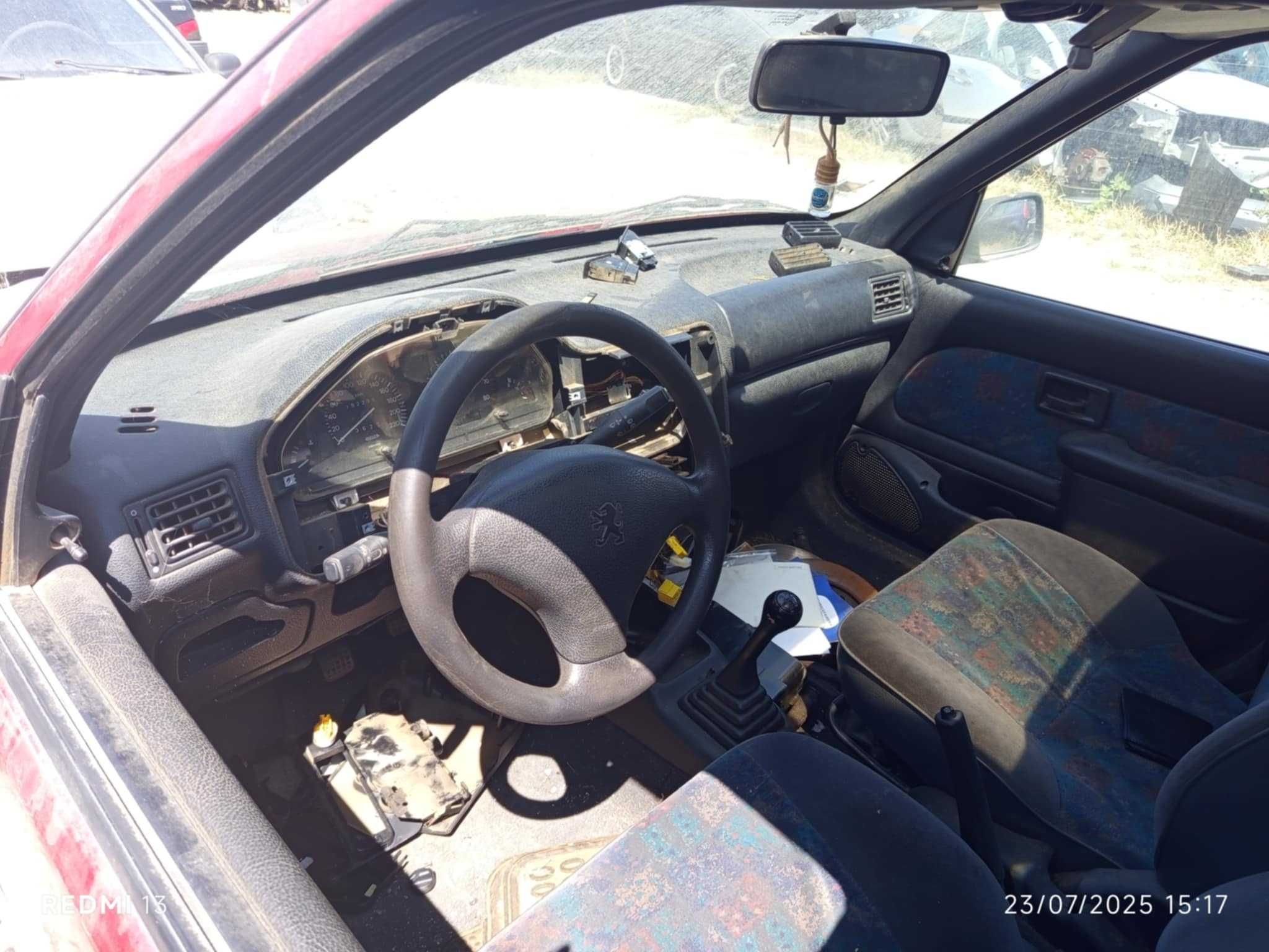 Para peças Peugeot 106 II 1.1 ano 1996