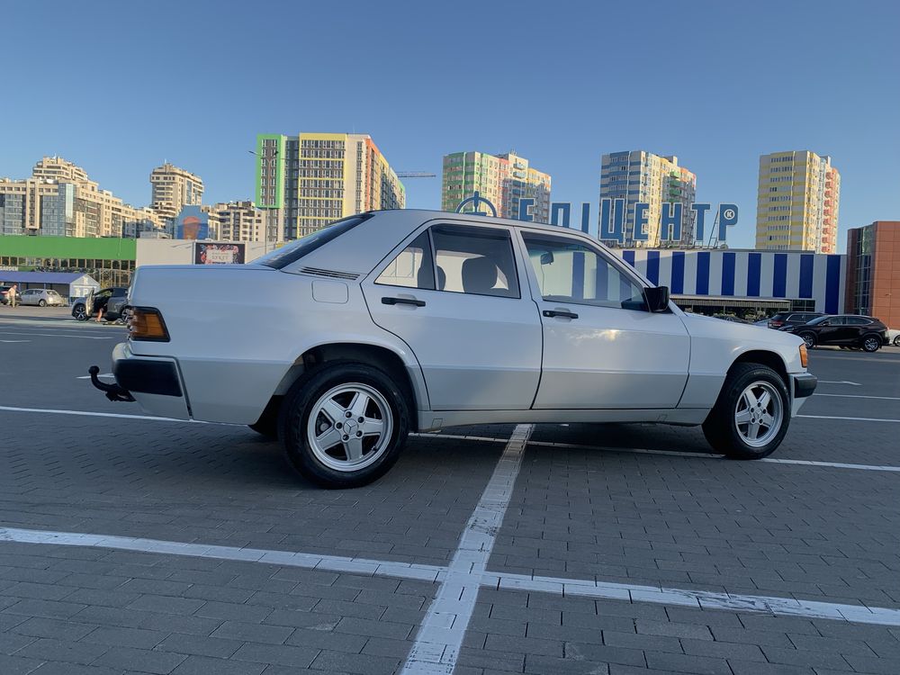Продам Мерседес 190d w201