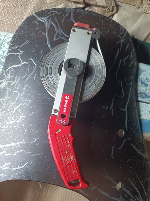 Рулетка на барабані сталева 50м.