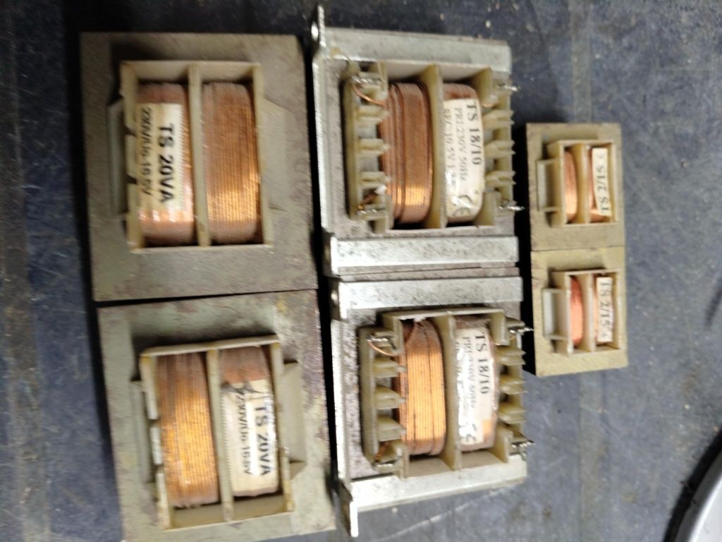 Transformator sieciowy. Ts 2wat 18 Wat .20 wat