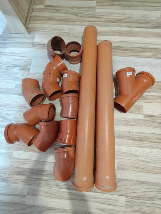Rury, trójniki , kolanka, mufa kanalizacyjny PCV PP 110