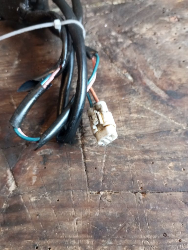 Czujnik luzu silnika pokrywy część Moto  GSXR  srad 750 600 nr 1.113A