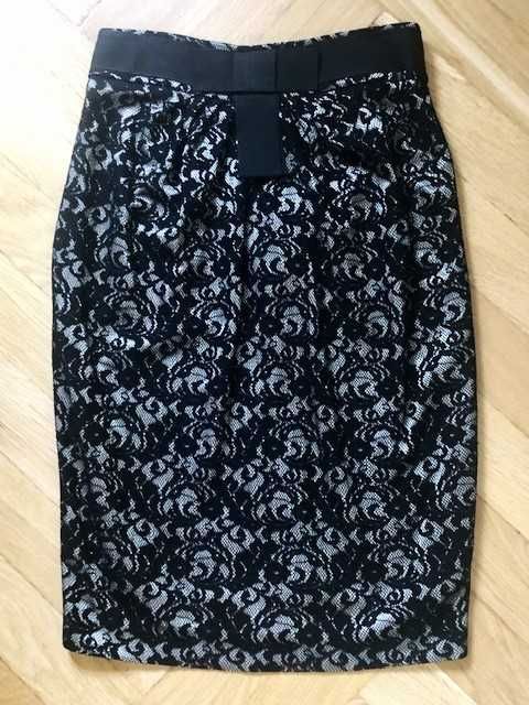 Spódnica koronka z paskiem kokardą+ bluzka typu gorset  34/XS