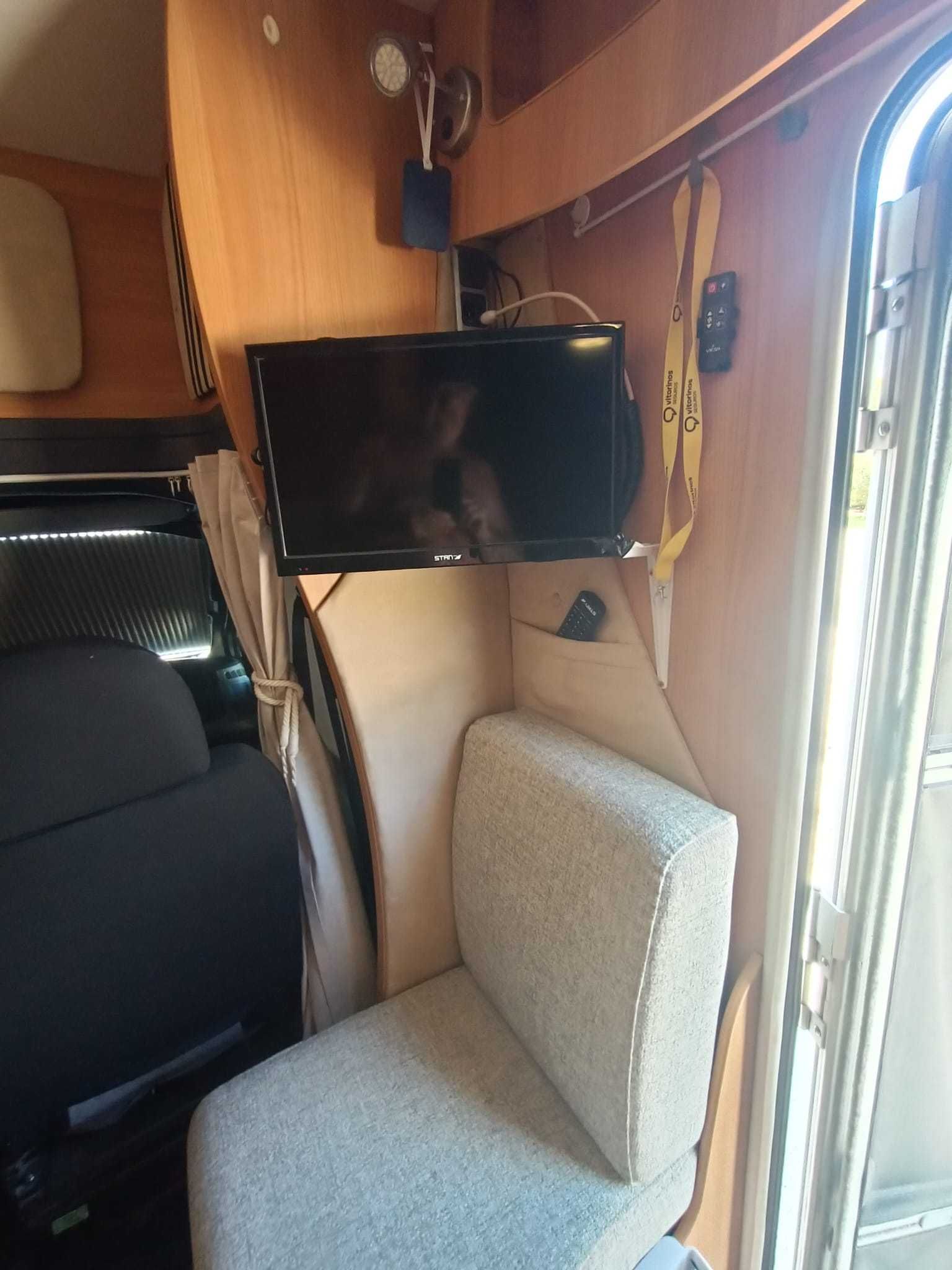 Autocaravana Ford