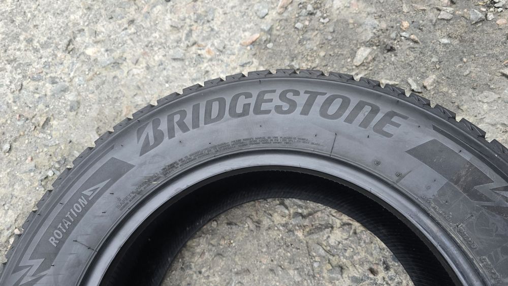 Bridgestone Blizak DM-V3 265/60/18