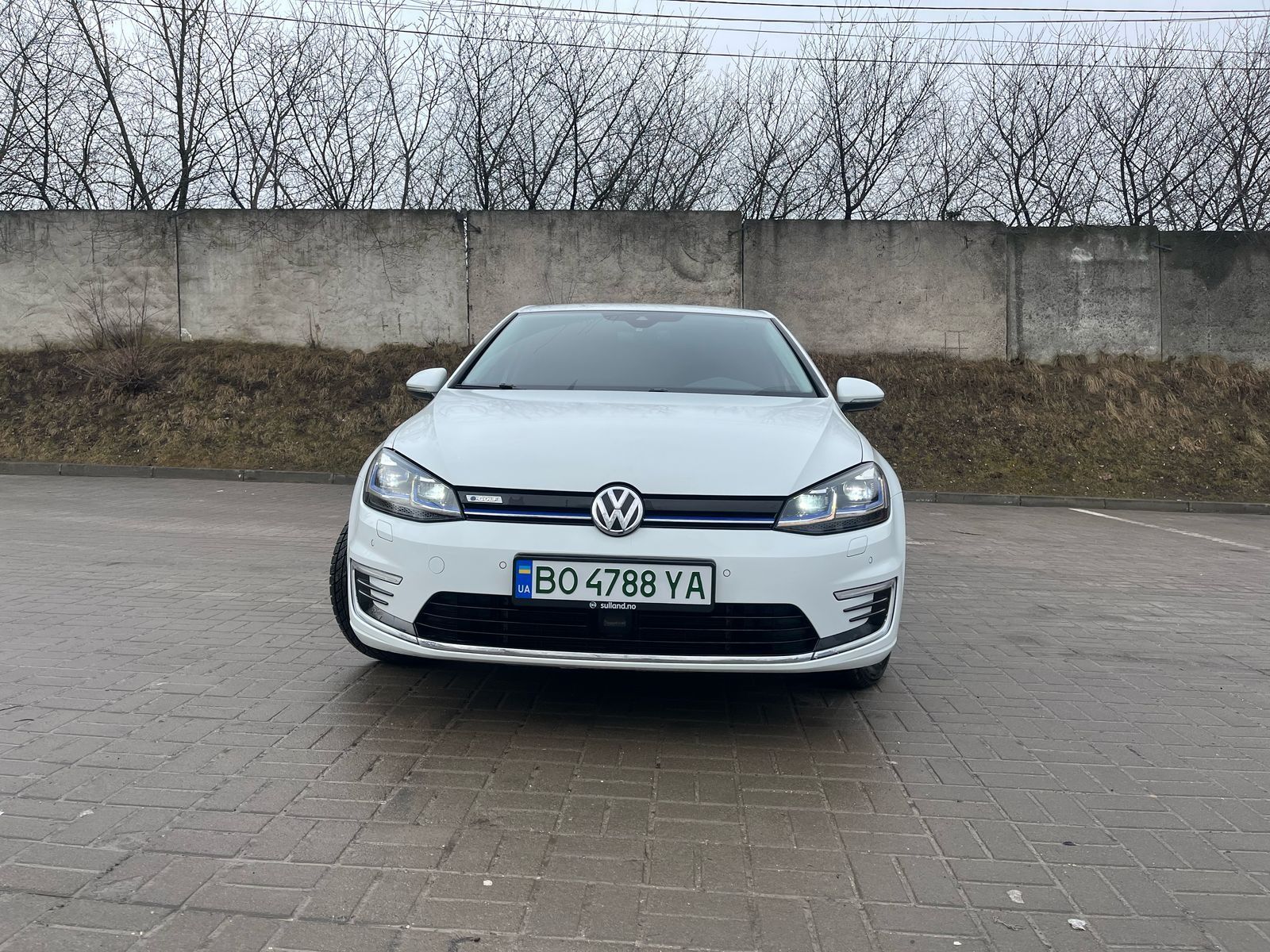 ПРОДАМ Е ГОЛЬФ 2019 року