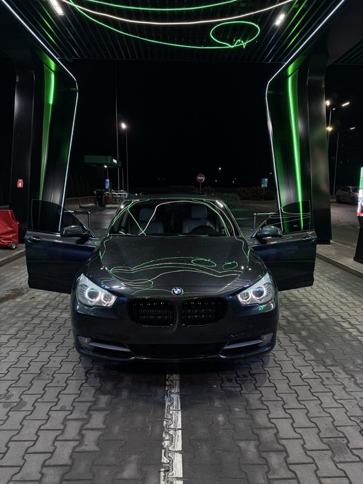 BMW 5 Series GT 2013