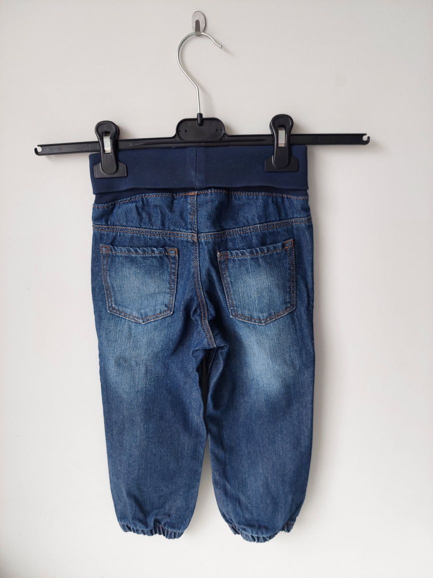 Spodnie jeansowe r. 92
