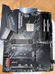 Ryzen 5 5600x Aorus Elite V2 B550 16GB RAM