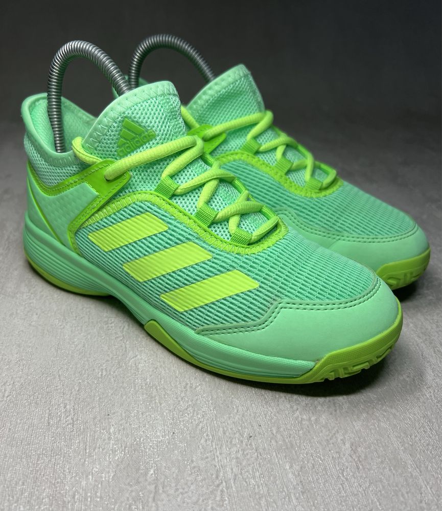 спортивне взуття Adidas Ubersonic 4 Kids Shoes