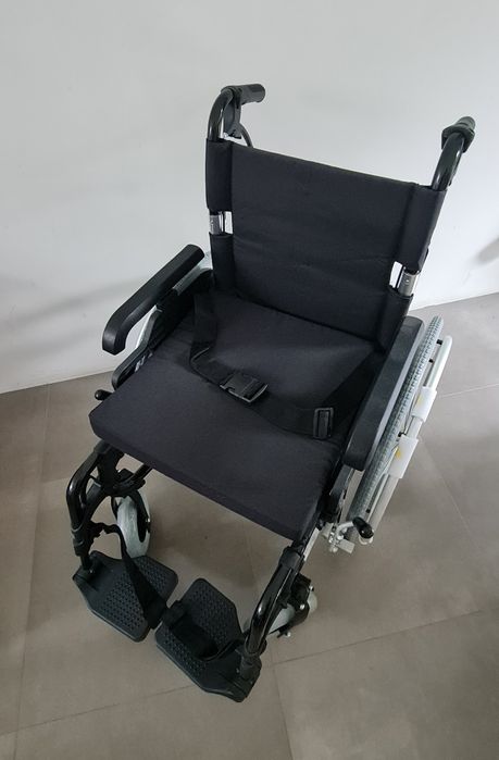 Wózek inwalidzki aluminiowy lekki  RF-4 CRUISER ACTIVE 2
