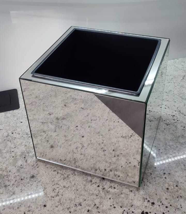 Nowoczesna ekskluzywna donica lustrzana 32 x 32 x 32 cm Glass Buster