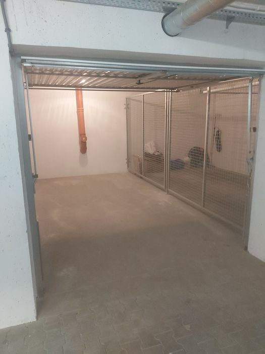 Sprzedam garaz w super lokalizacji wraz z najemcą lub bez.