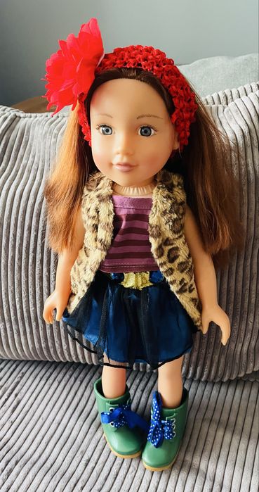 Bardzo piękna Duża laleczka firmowa !